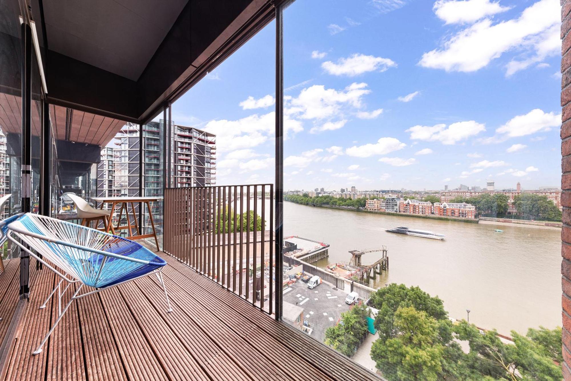 River Panorama Central London 2 Bedroom New Development 외부 사진